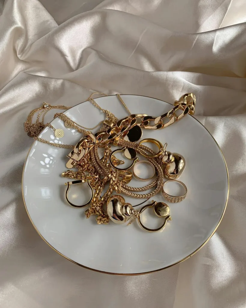 8 Reasons Why Mixed Metal Looks Are the New Style Staple